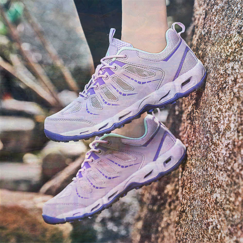 Sumer Round Tip Silver Sneaker - Tech Accessories Types ulasan dan harga